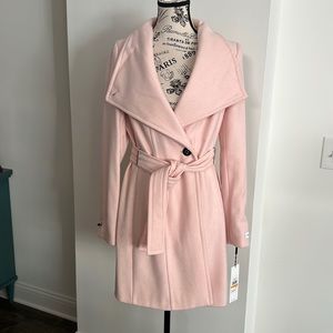 Stylish Brand New with Tags Pink Wool/Polyester Coat Size Small by Calvin Klein